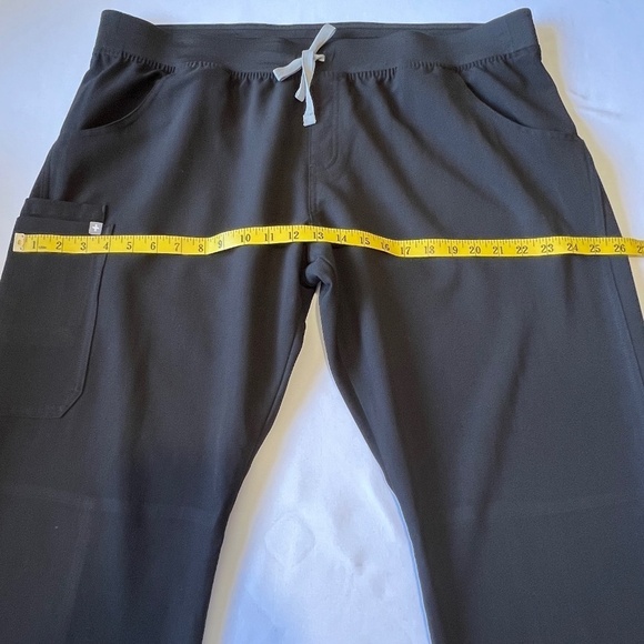 FIGS Kade XXL/T Technical Collection pants - Picture 9 of 15